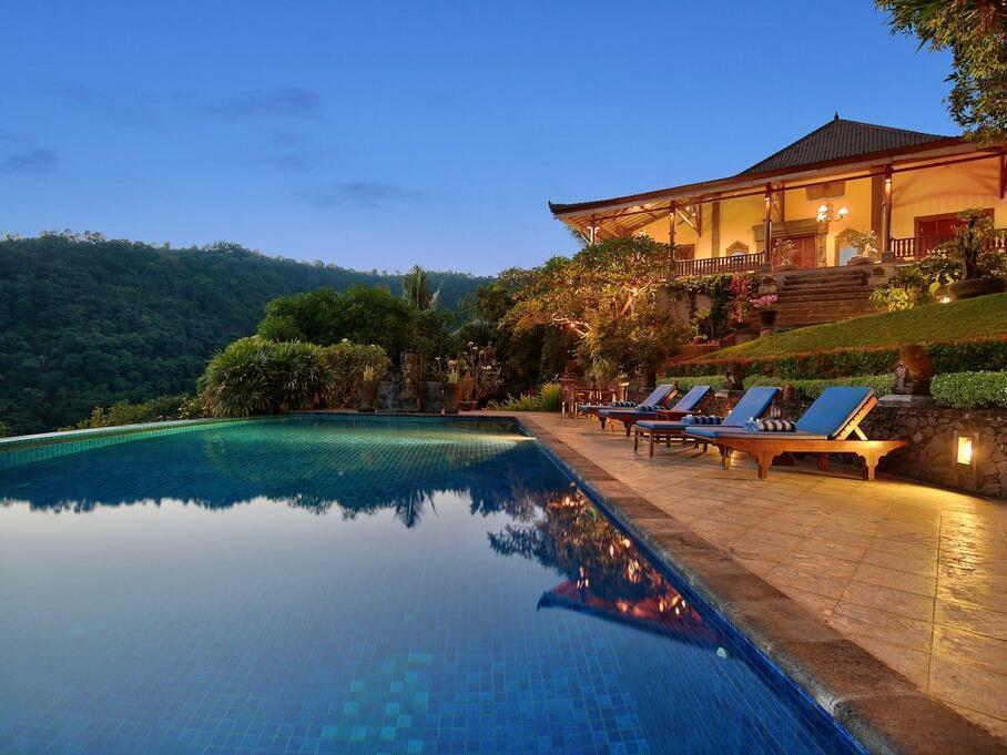 Villa Patria โลวินา ภายนอก รูปภาพ